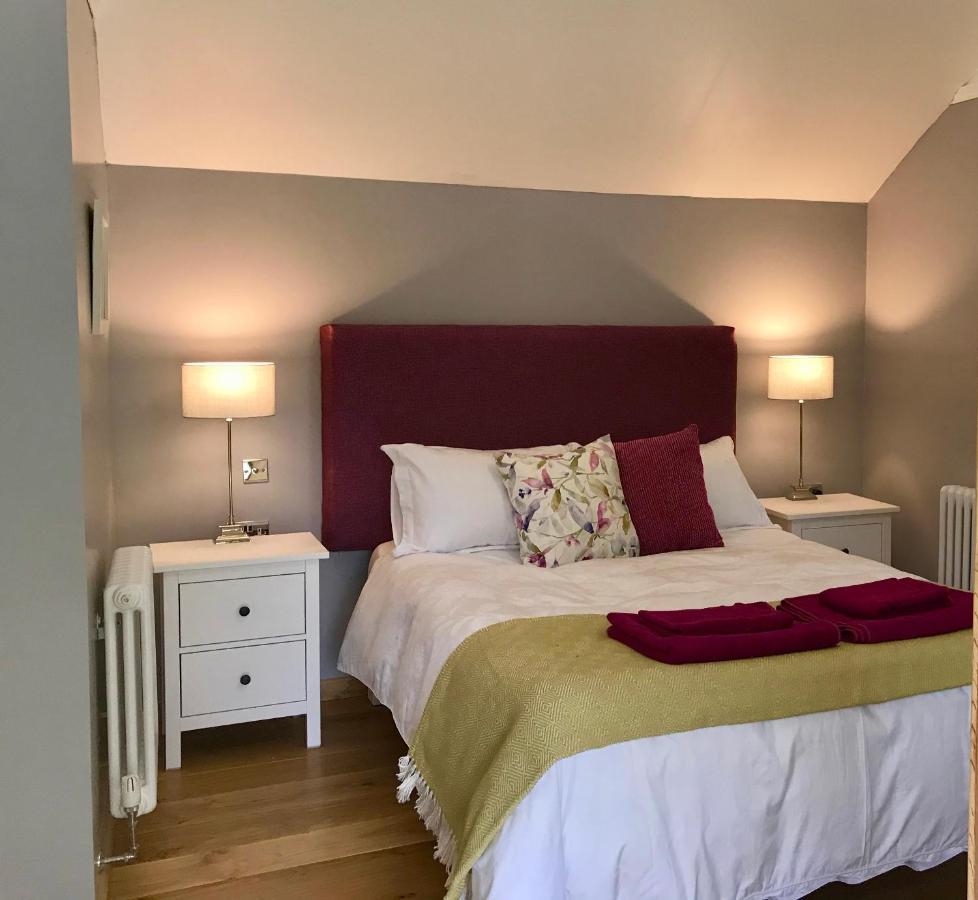 Curbar Hillside B&B エクステリア 写真